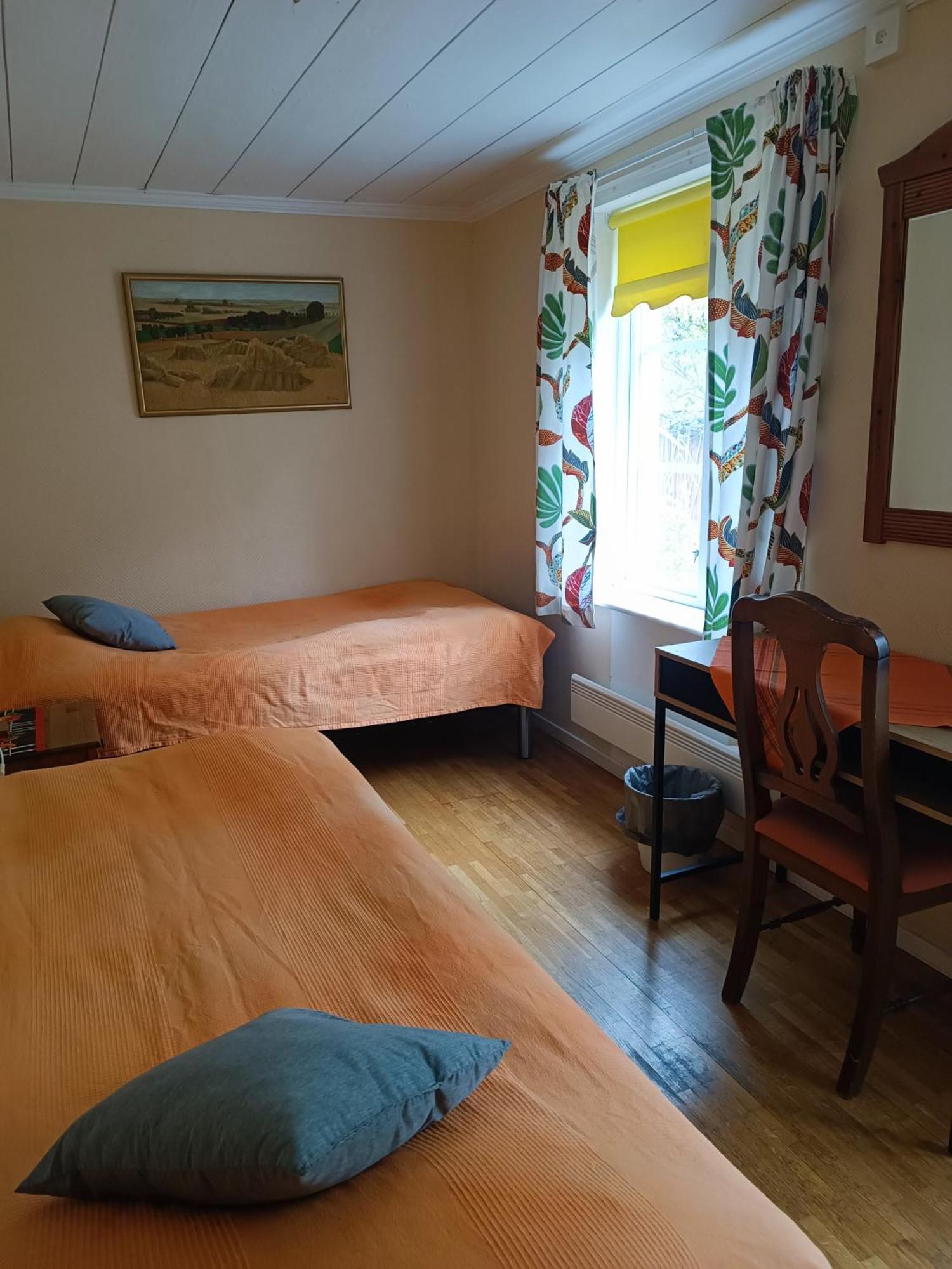 Enecopia Bed & Breakfast Enköping Dış mekan fotoğraf