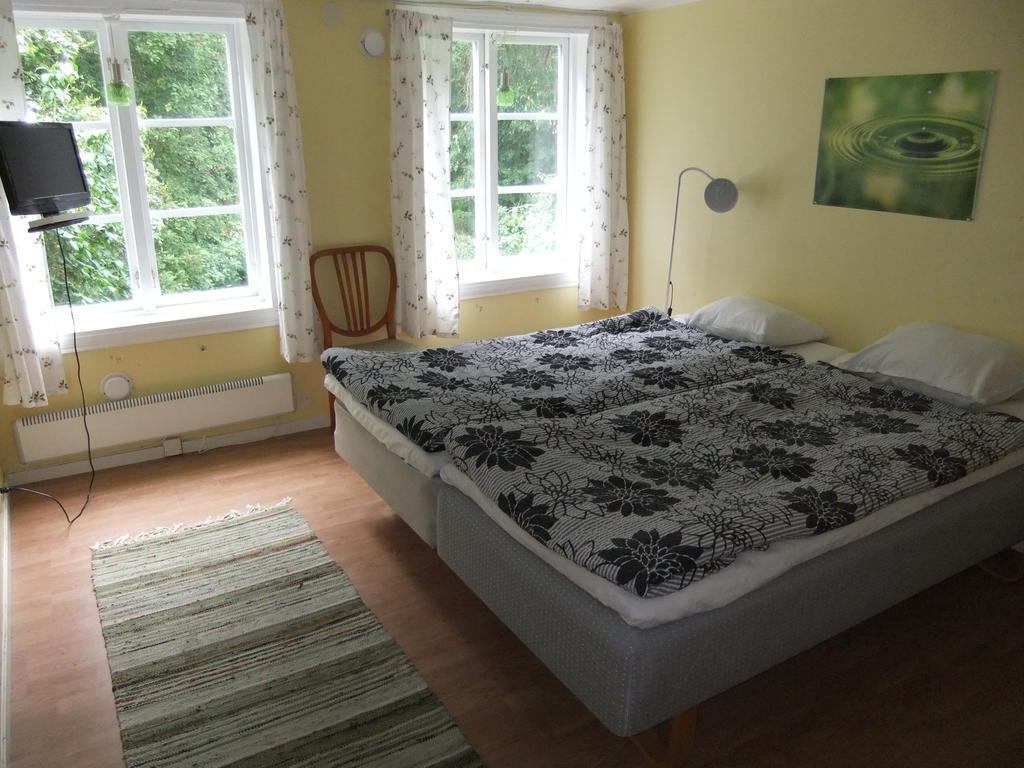 Enecopia Bed & Breakfast Enköping Oda fotoğraf